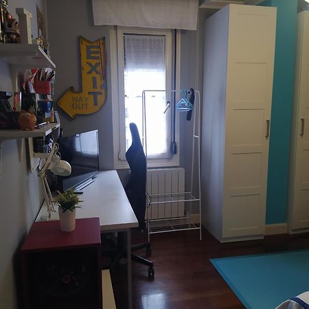 Nuestro Refugio - Casco Viejo Con Wifi Y Parking Gratuito- Lejlighed Bilbao Eksteriør billede