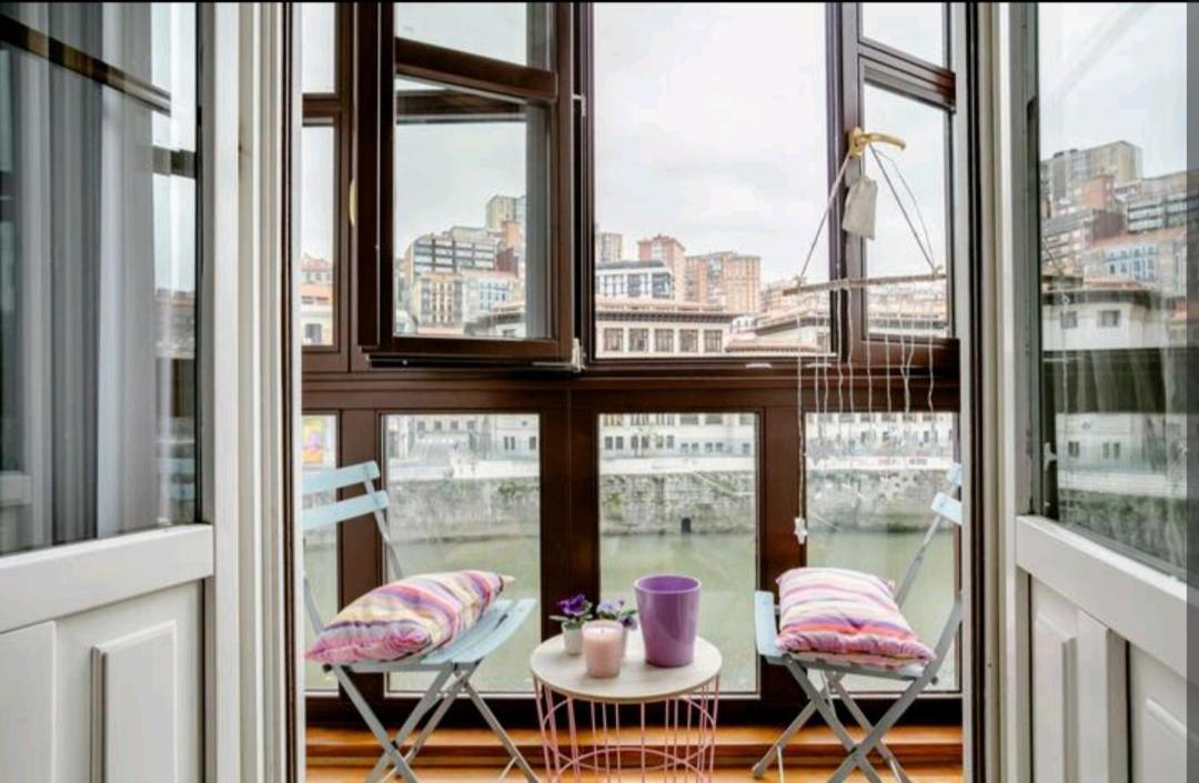 Nuestro Refugio - Casco Viejo Con Wifi Y Parking Gratuito- Lejlighed Bilbao Eksteriør billede